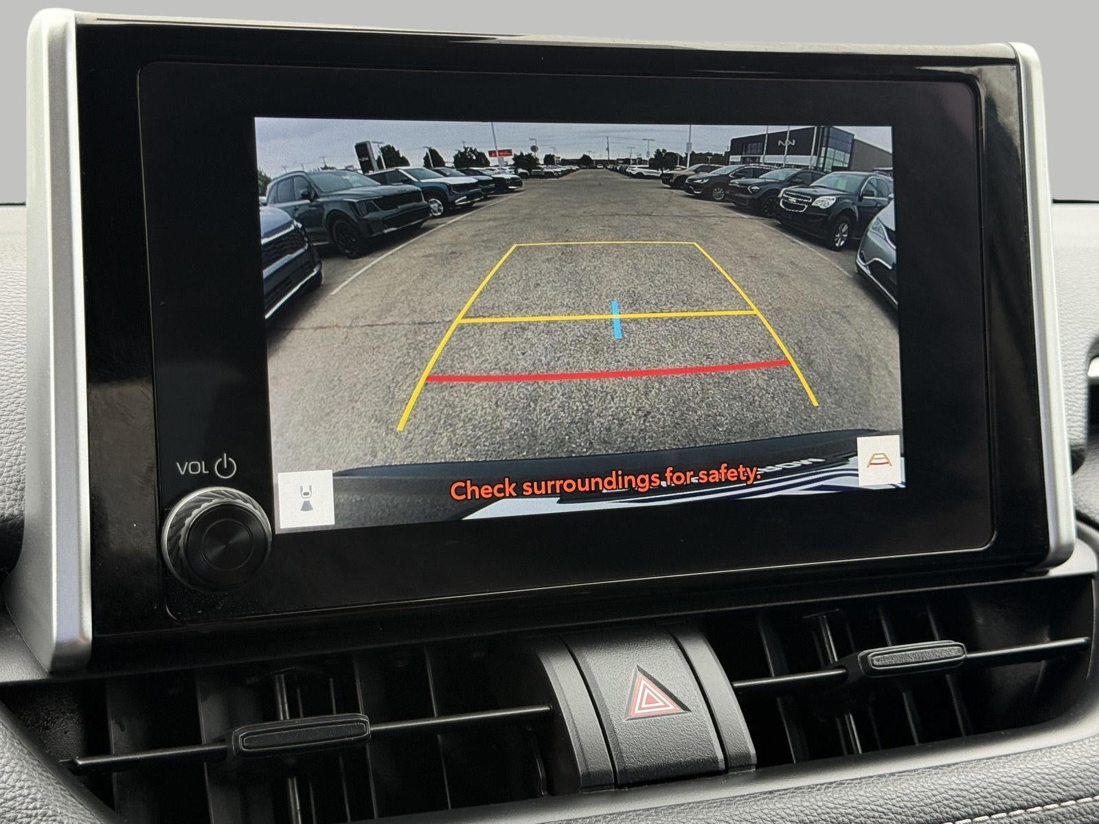 2025 Toyota RAV4 XLE AWD (Natl)