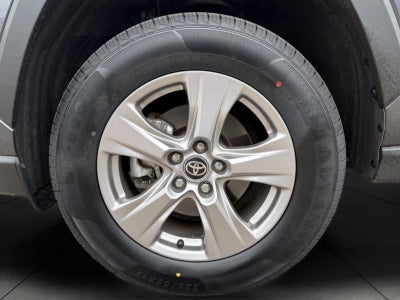 2025 Toyota RAV4 XLE AWD (Natl)