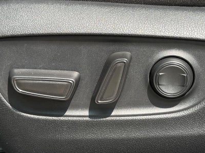 2025 Toyota RAV4 XLE AWD (Natl)