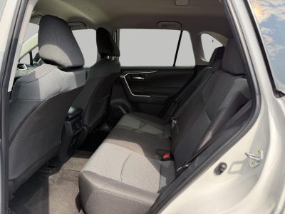 2025 Toyota RAV4 XLE AWD (Natl)
