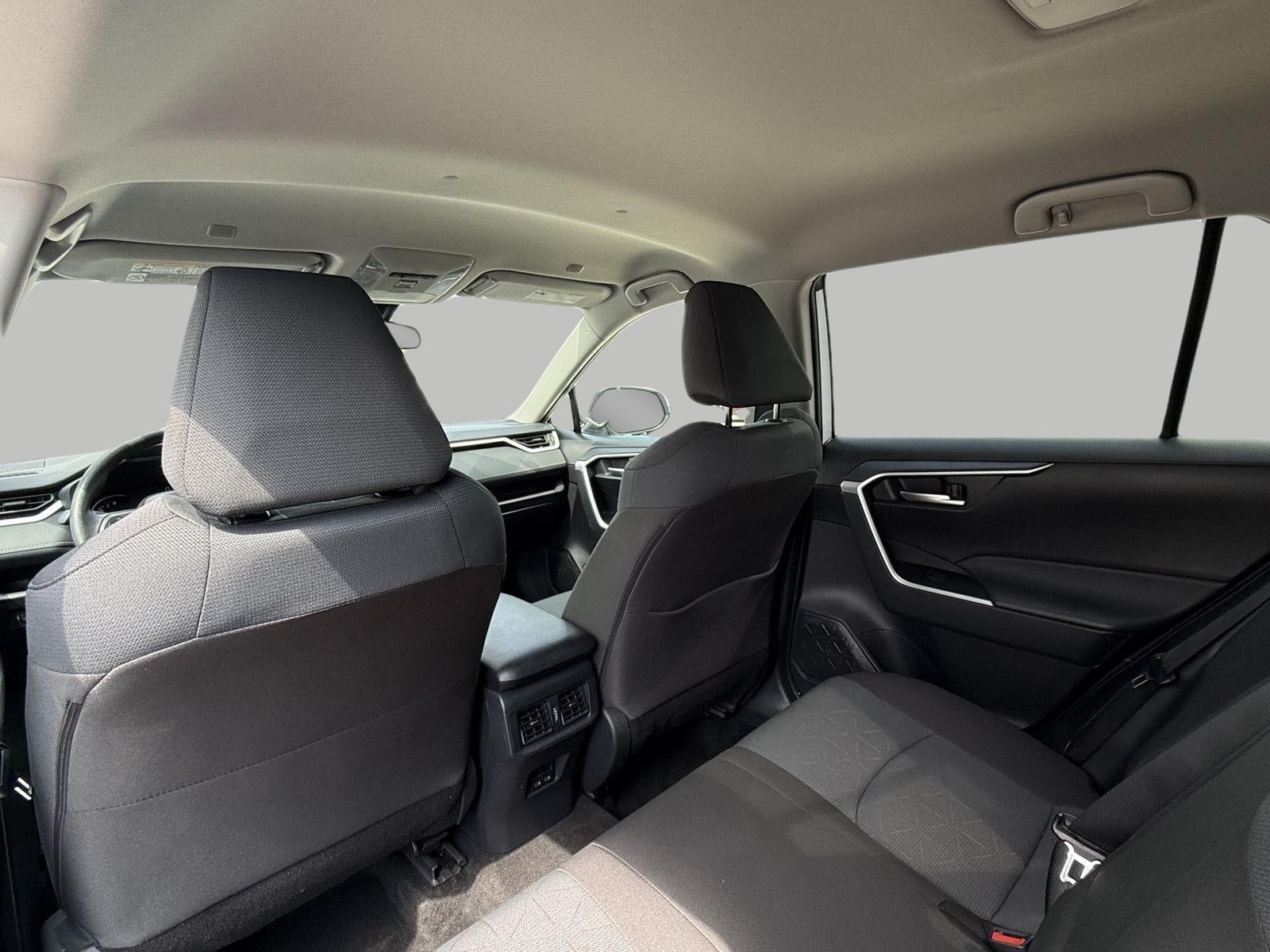 2025 Toyota RAV4 XLE AWD (Natl)