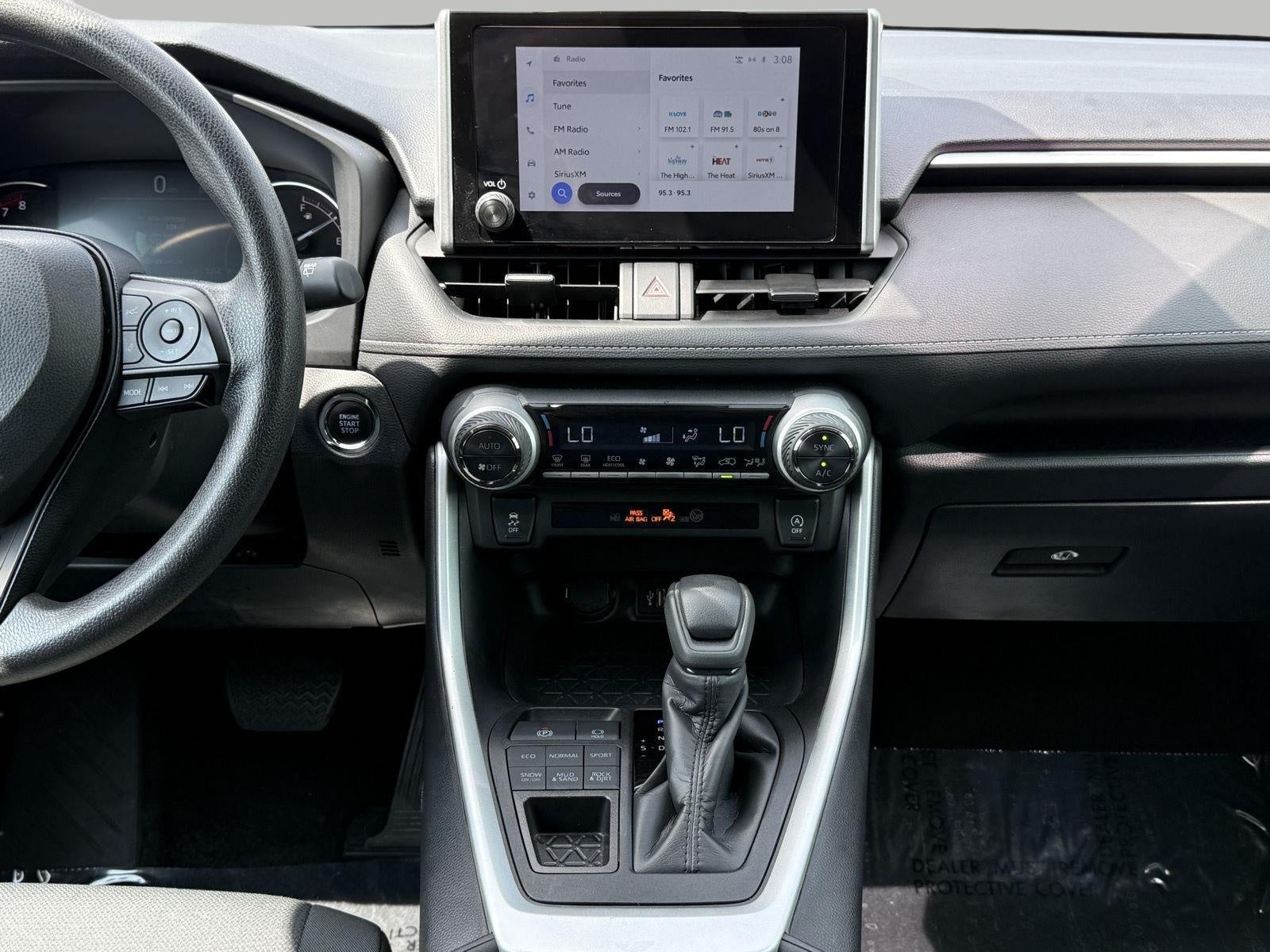 2025 Toyota RAV4 XLE AWD (Natl)