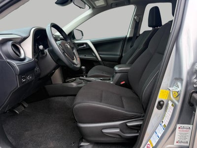 2016 Toyota RAV4 AWD 4dr XLE (Natl)