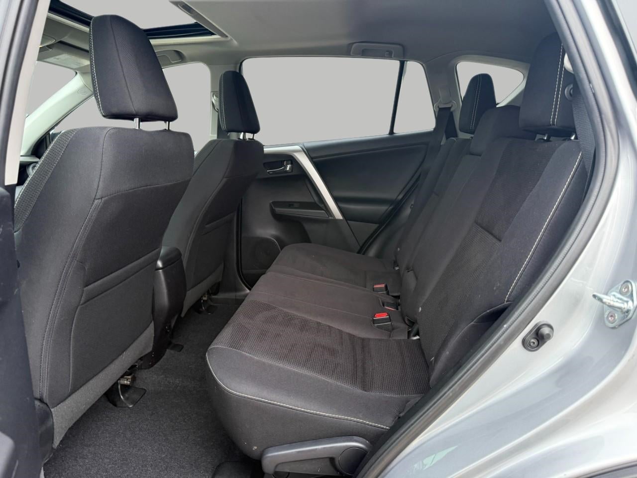 2016 Toyota RAV4 AWD 4dr XLE (Natl)