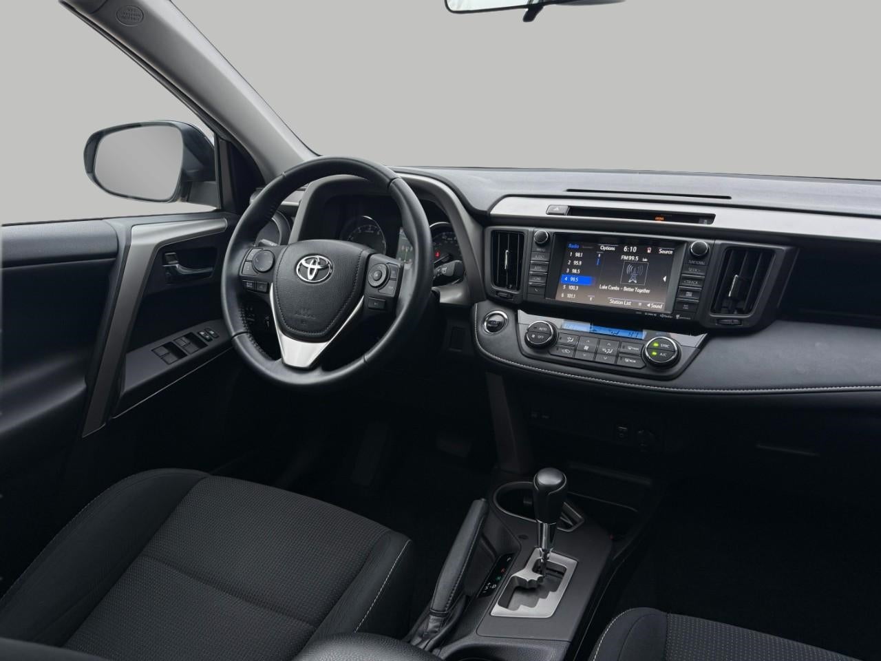 2016 Toyota RAV4 AWD 4dr XLE (Natl)