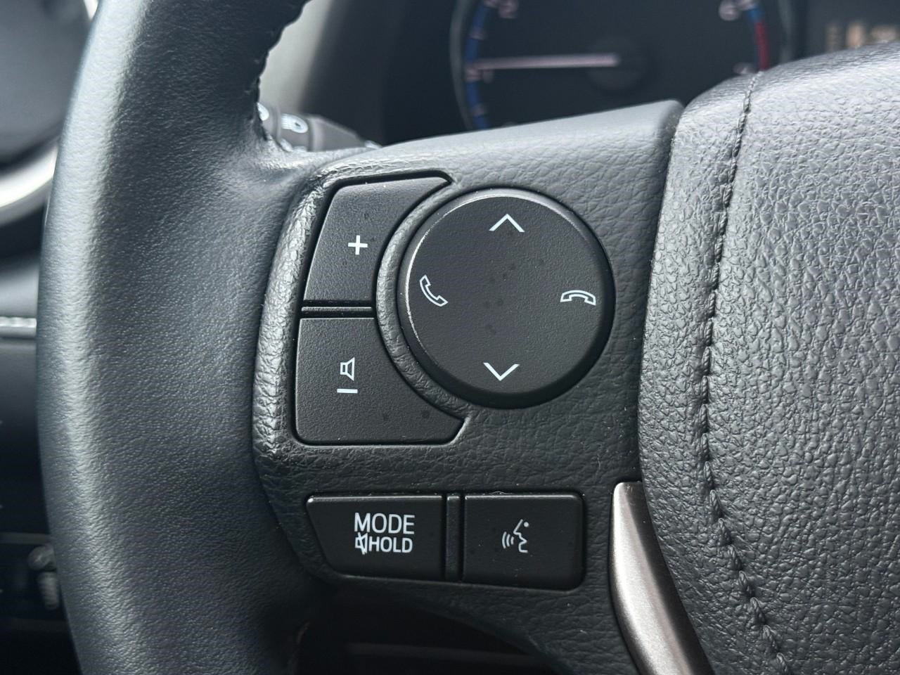 2016 Toyota RAV4 AWD 4dr XLE (Natl)