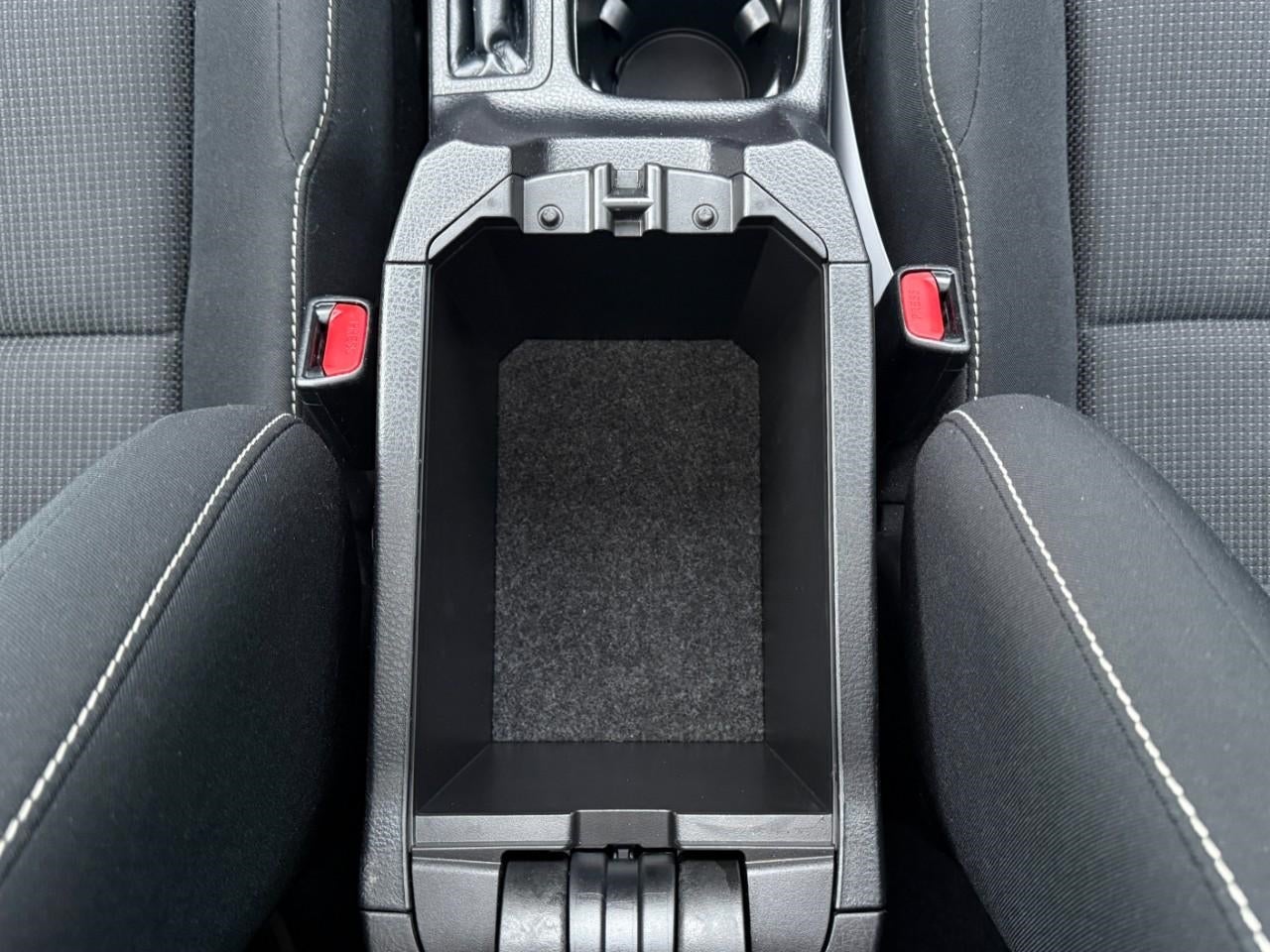 2016 Toyota RAV4 AWD 4dr XLE (Natl)