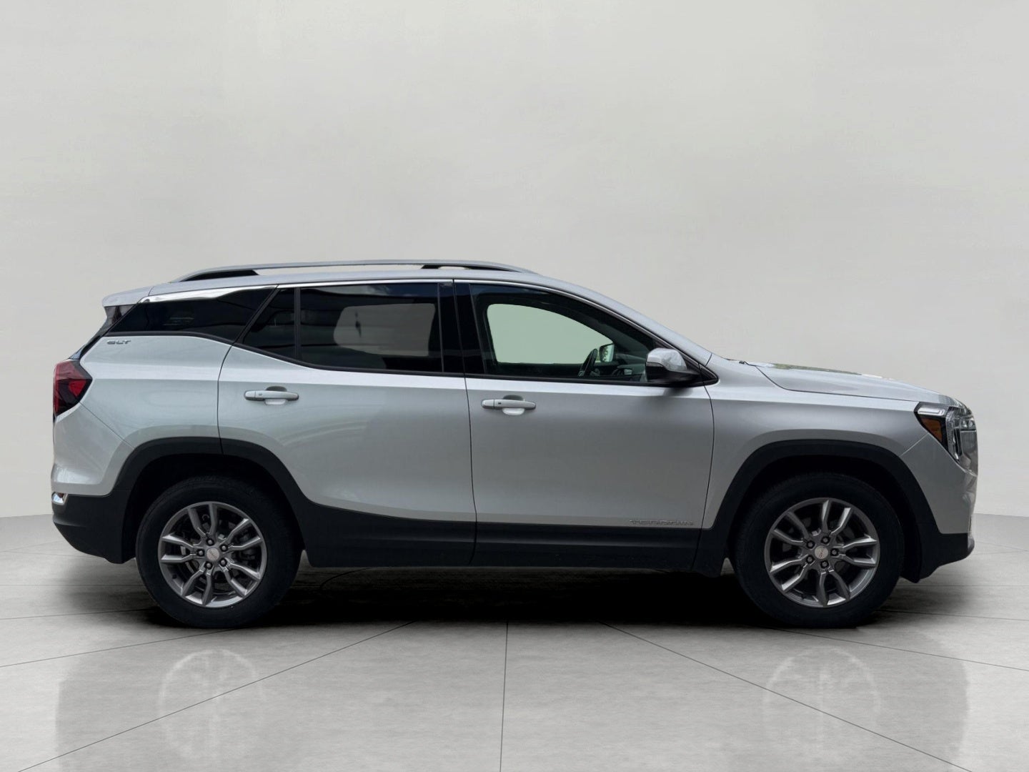 2022 GMC Terrain AWD SLT
