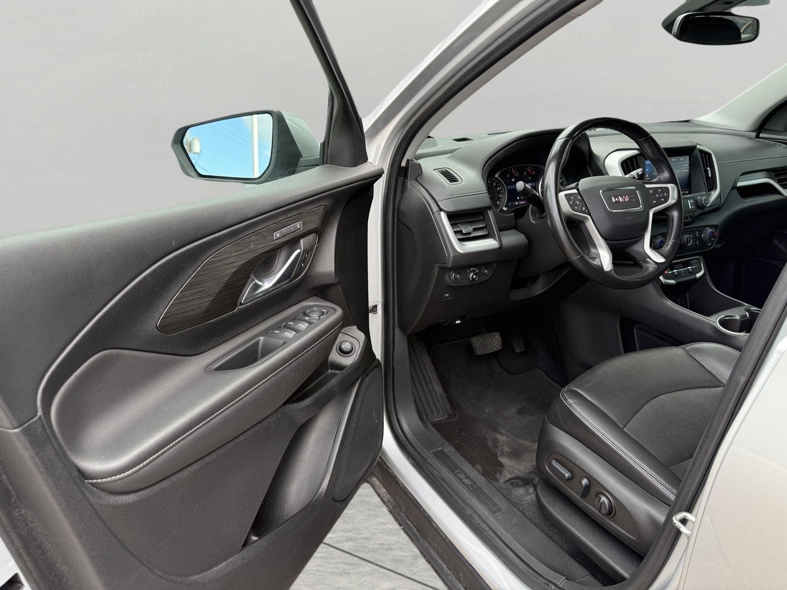 2022 GMC Terrain AWD SLT