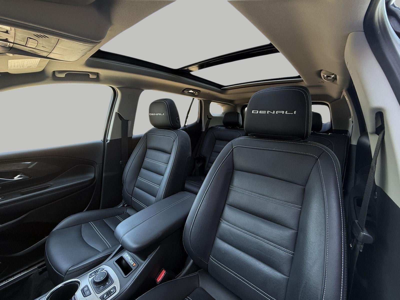 2023 GMC Terrain AWD 4dr Denali