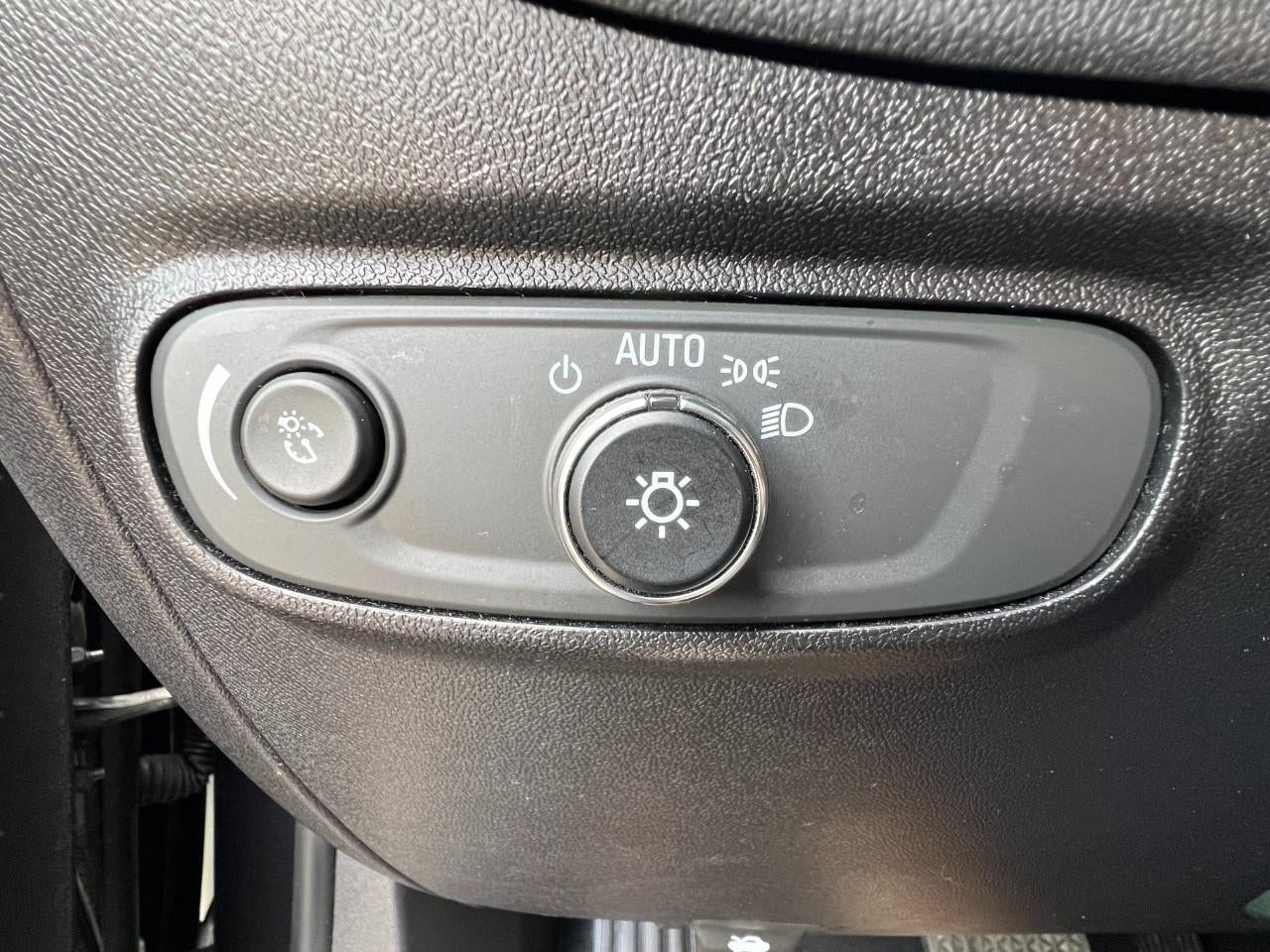 2019 Chevrolet Equinox FWD LS