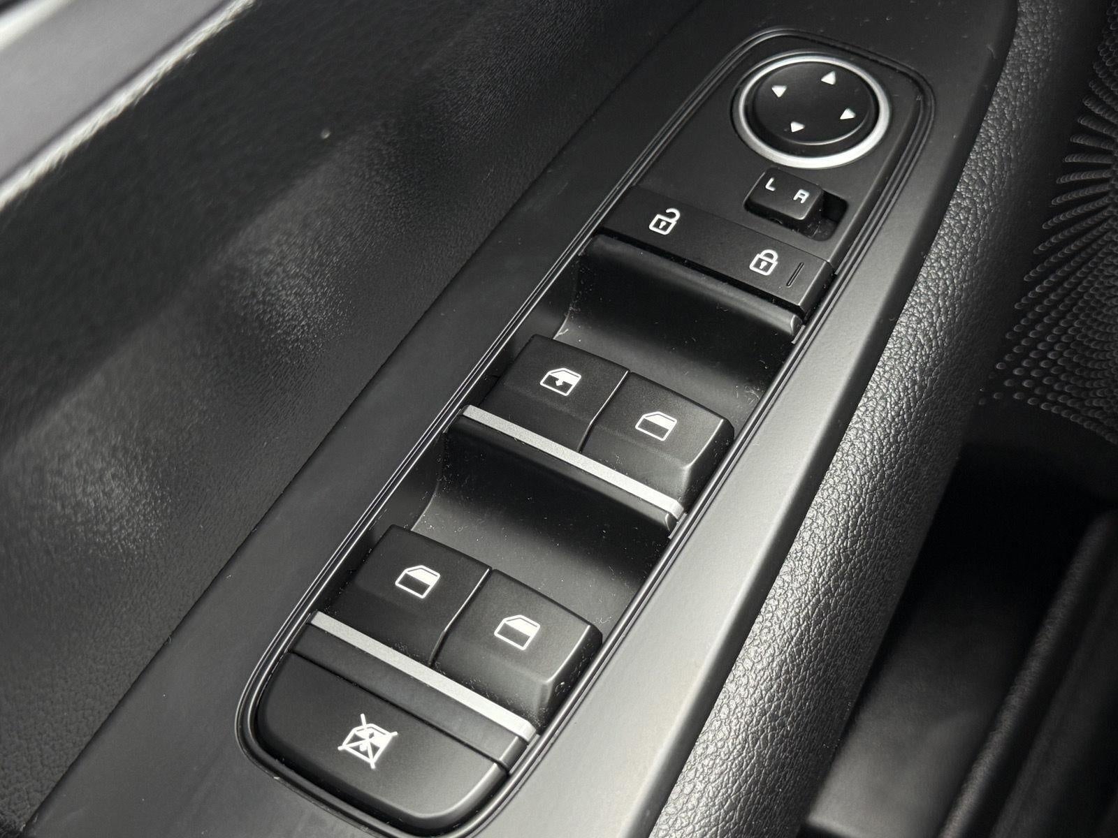 2024 Kia Forte LXS IVT