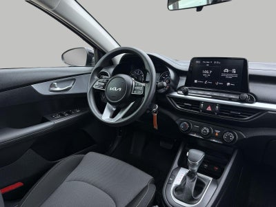 2024 Kia Forte LXS IVT
