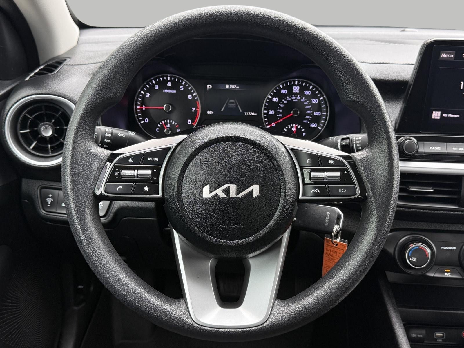 2024 Kia Forte LXS IVT