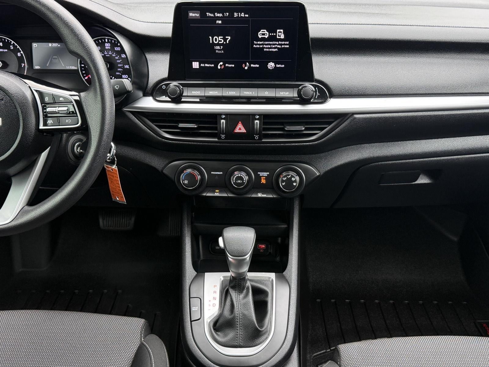 2024 Kia Forte LXS IVT