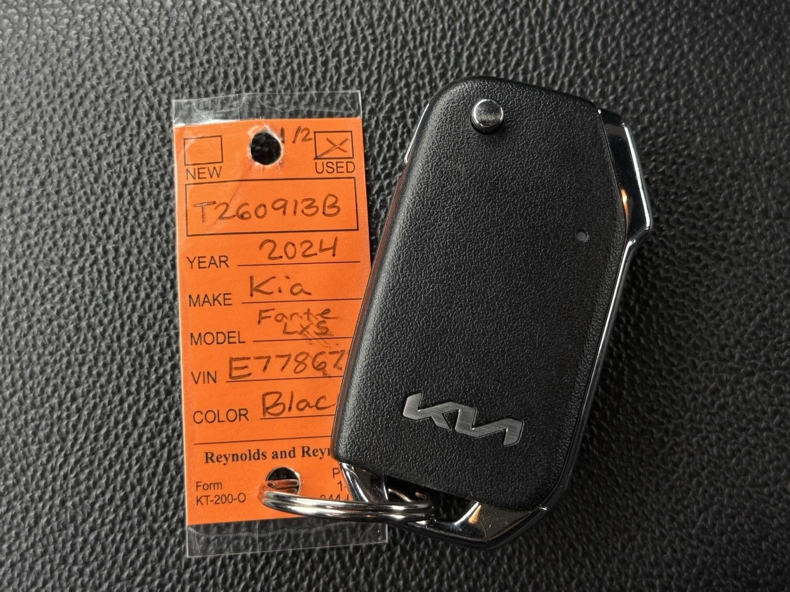 2024 Kia Forte LXS IVT