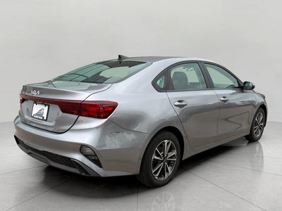 2023 Kia Forte LXS IVT