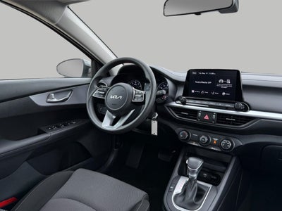 2023 Kia Forte LXS IVT