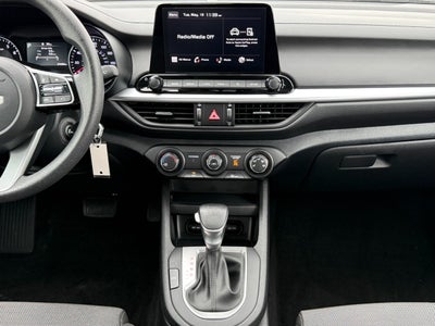 2023 Kia Forte LXS IVT