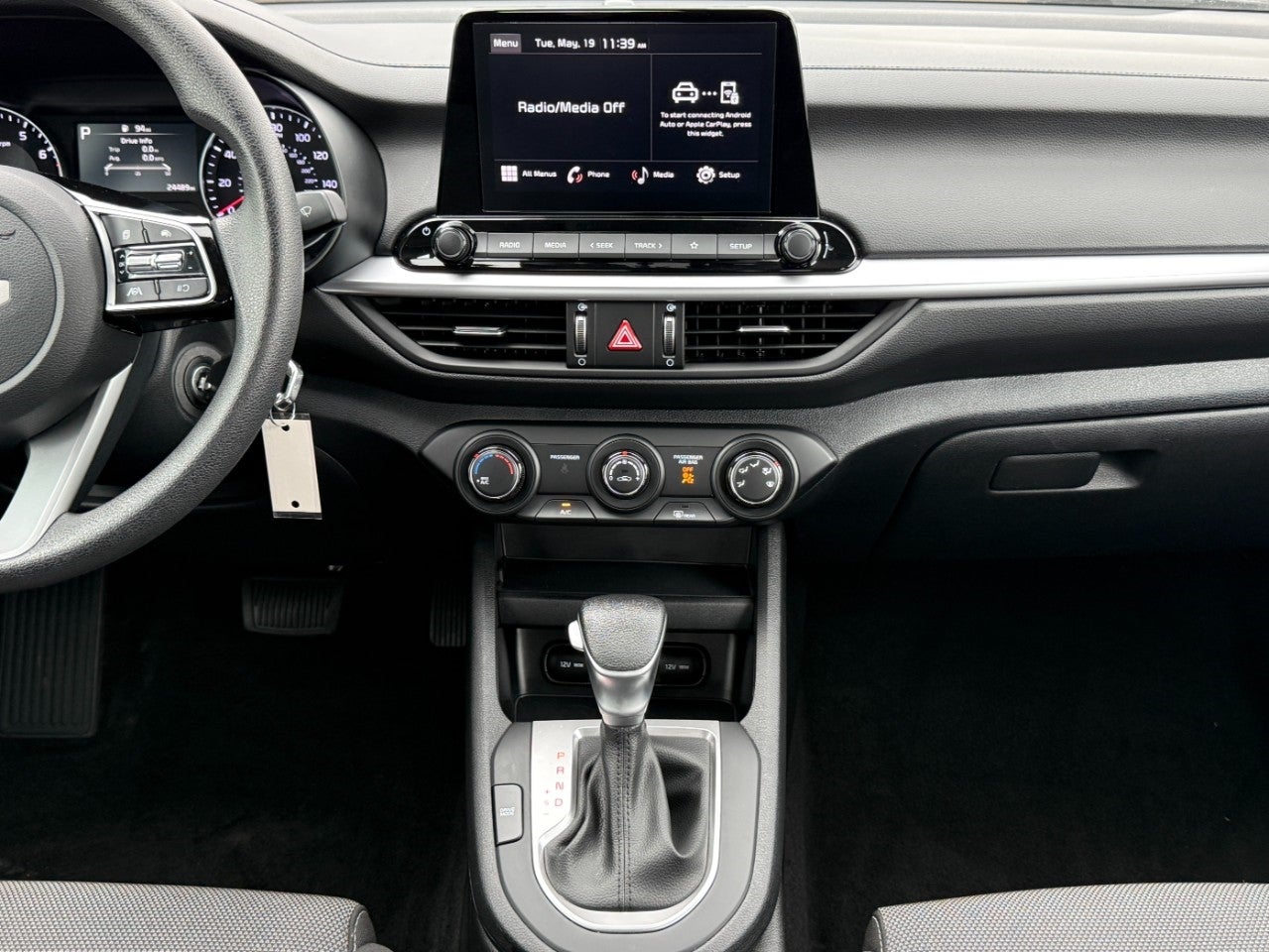 2023 Kia Forte LXS IVT