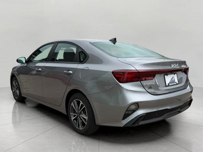 2023 Kia Forte LXS IVT