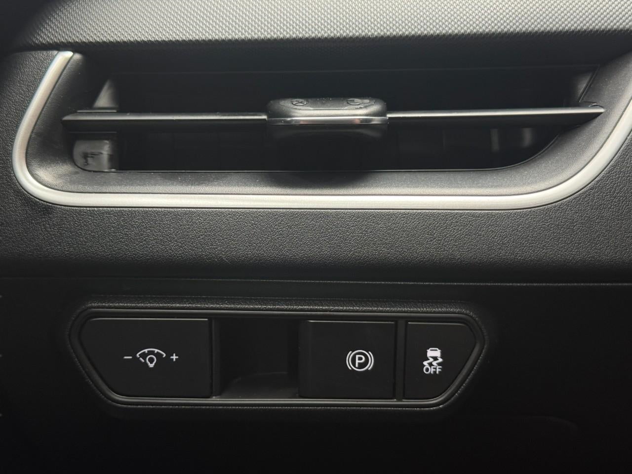 2025 Kia K4 LXS FWD