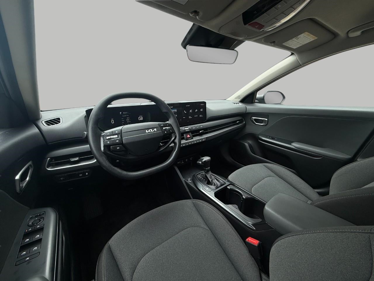 2025 Kia K4 LXS FWD