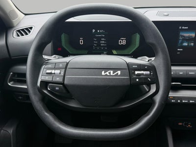 2025 Kia K4 LXS FWD