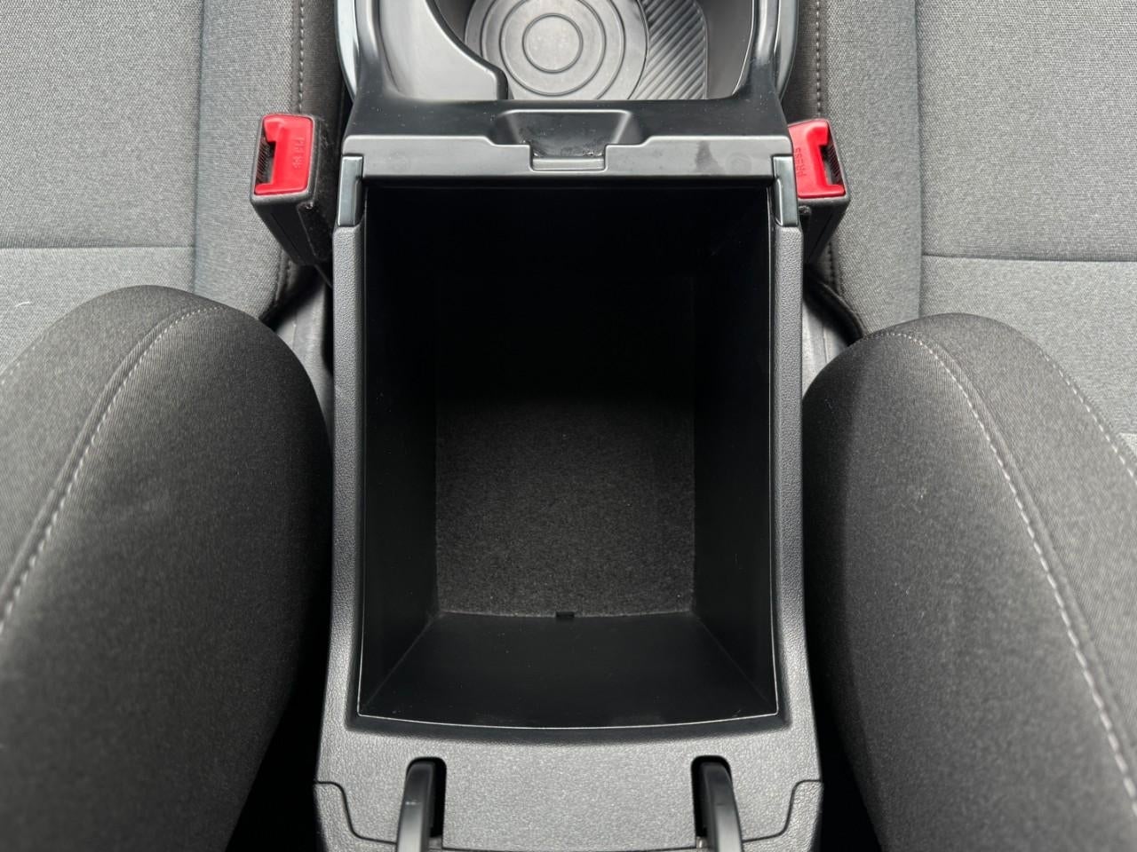2025 Kia K4 LXS FWD
