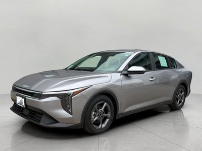 2025 Kia K4 LXS FWD
