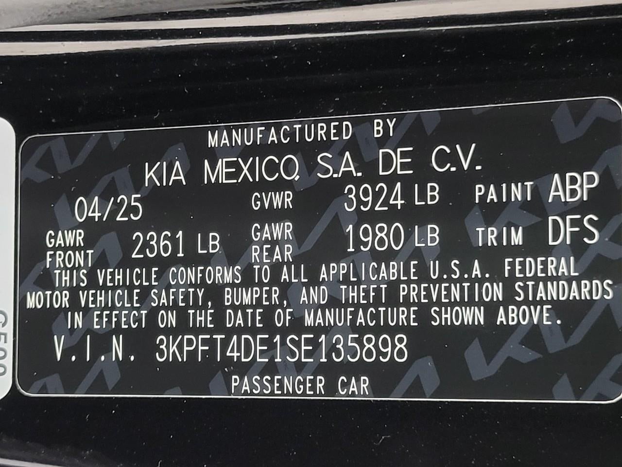 2025 Kia K4 LXS FWD