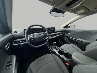 2025 Kia K4 LXS FWD