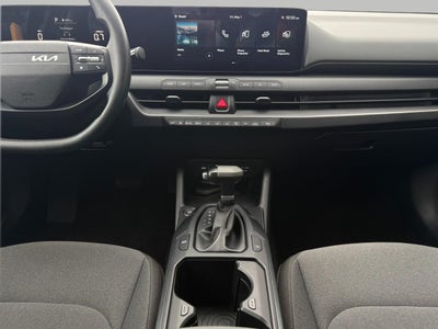 2025 Kia K4 LXS FWD