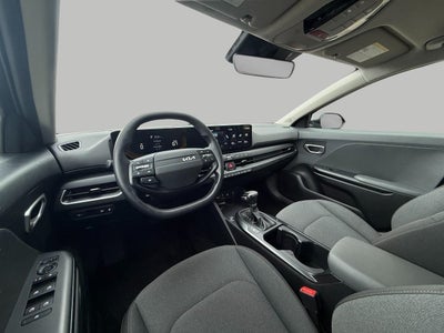 2025 Kia K4 LXS FWD
