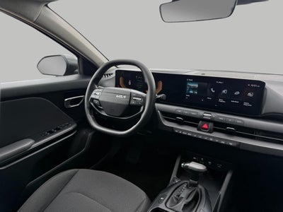 2025 Kia K4 LXS FWD