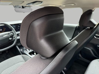 2025 Kia K4 LXS FWD