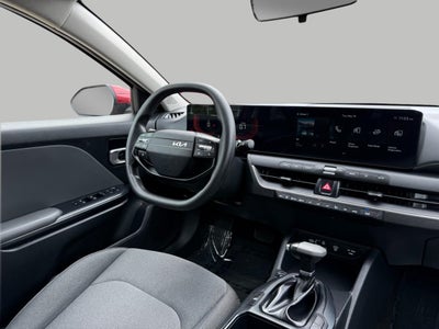2025 Kia K4 LXS FWD