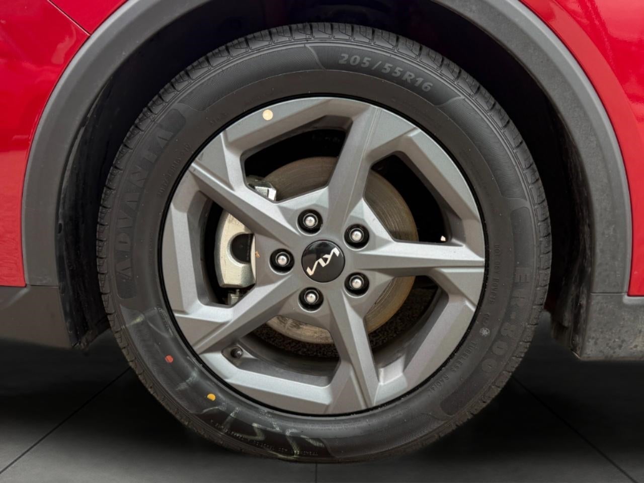 2025 Kia K4 LXS FWD