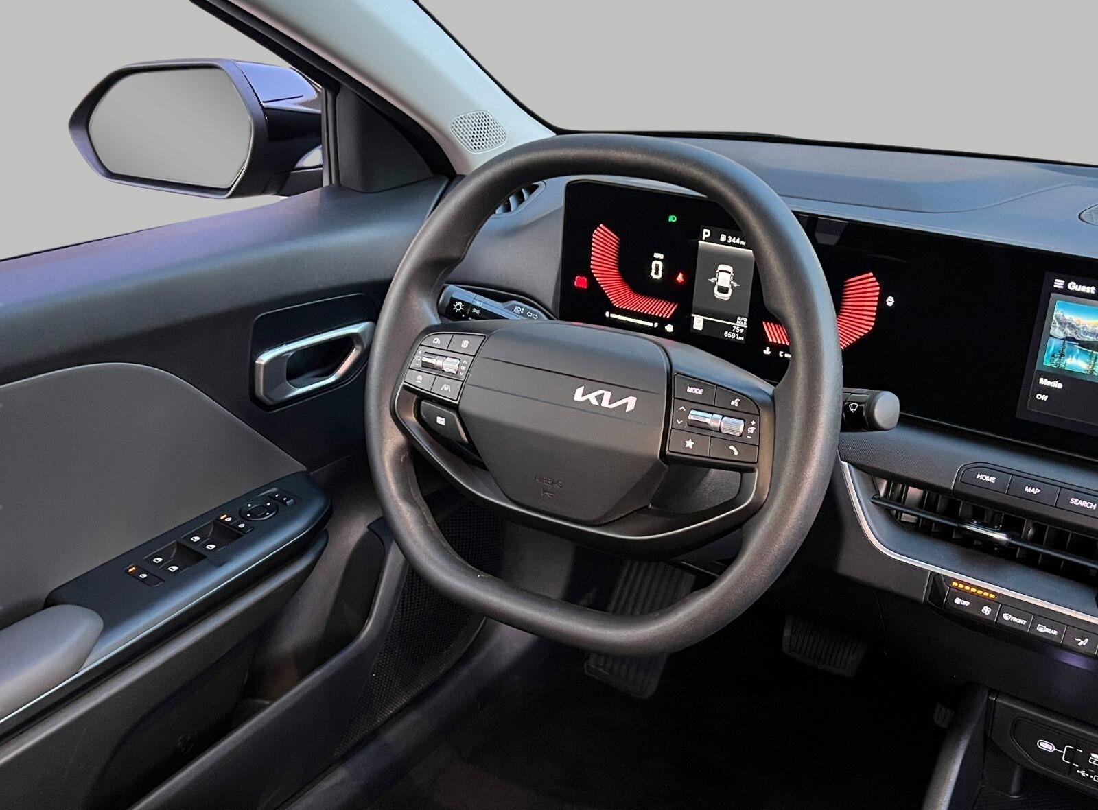 2025 Kia K4 LXS FWD