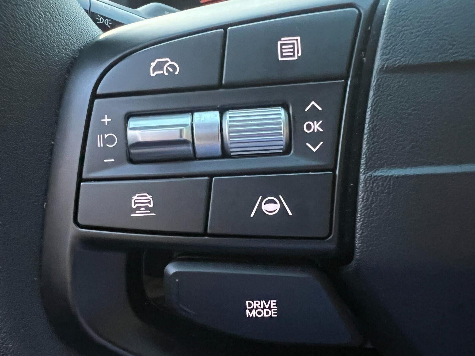 2025 Kia K4 LXS FWD