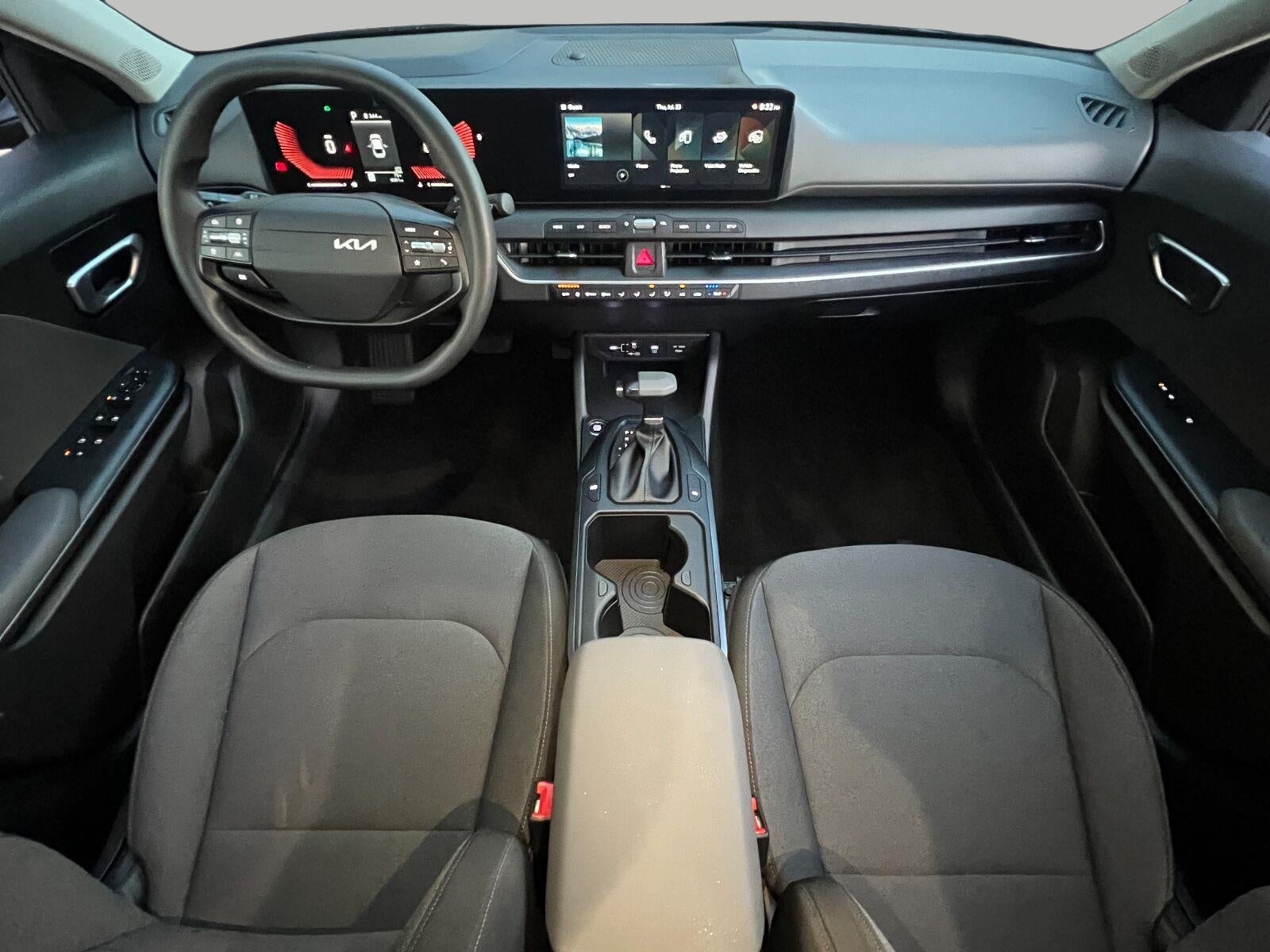 2025 Kia K4 LXS FWD