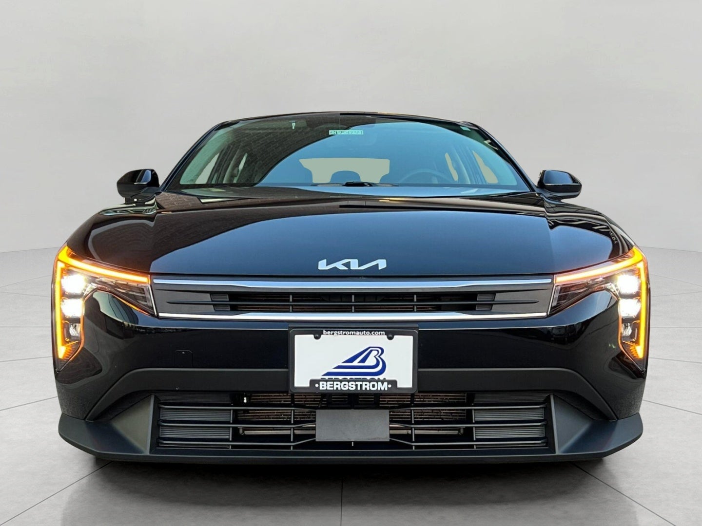 2025 Kia K4 LXS FWD