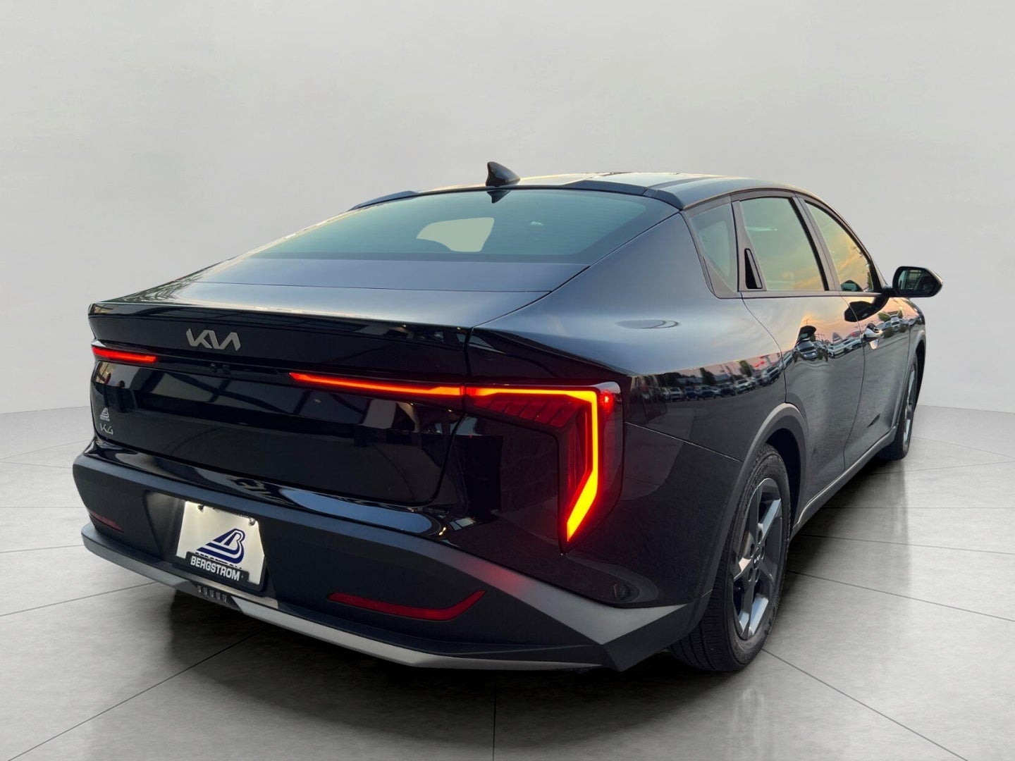 2025 Kia K4 LXS FWD