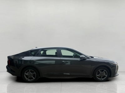 2025 Kia K4 LXS FWD