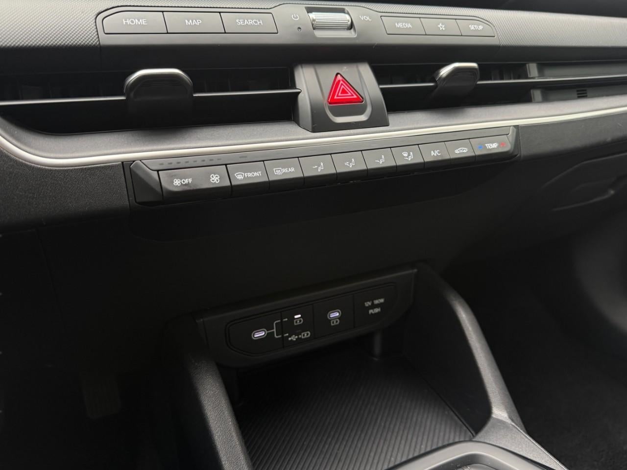 2025 Kia K4 LXS FWD