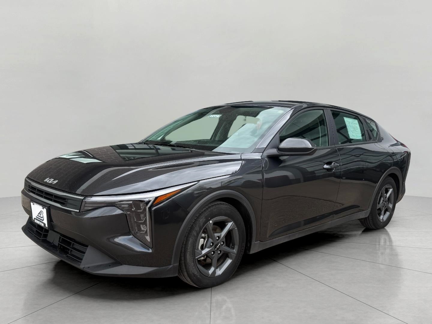 2025 Kia K4 LXS FWD