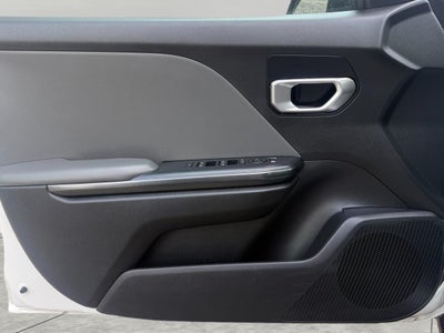 2025 Kia K4 LXS FWD