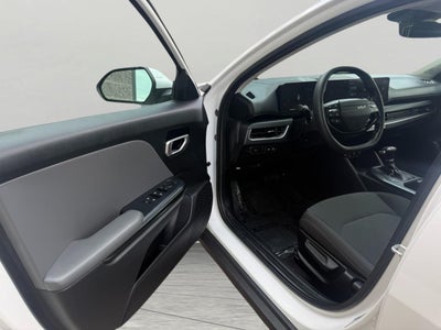 2025 Kia K4 LXS FWD