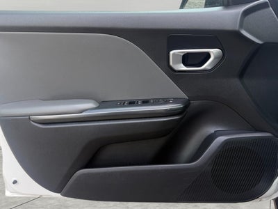 2025 Kia K4 LXS FWD