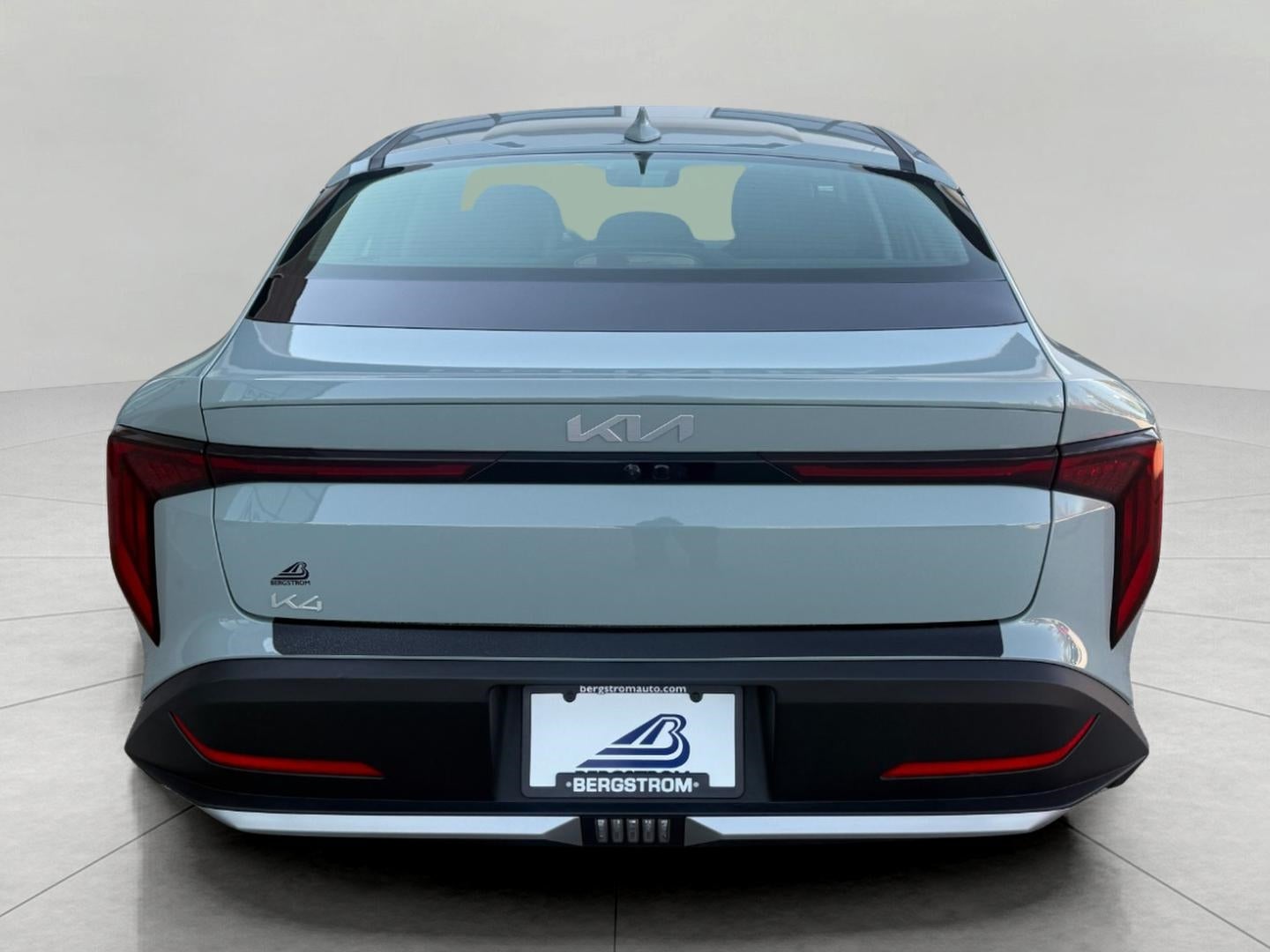 2025 Kia K4 LXS FWD